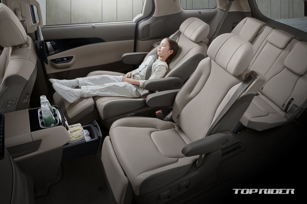2 ghế thương gia ở hàng ghế thứ 2 của Kia Sedona mới 2 ghế thương gia ở hàng ghế thứ 2 của Kia Sedona mới