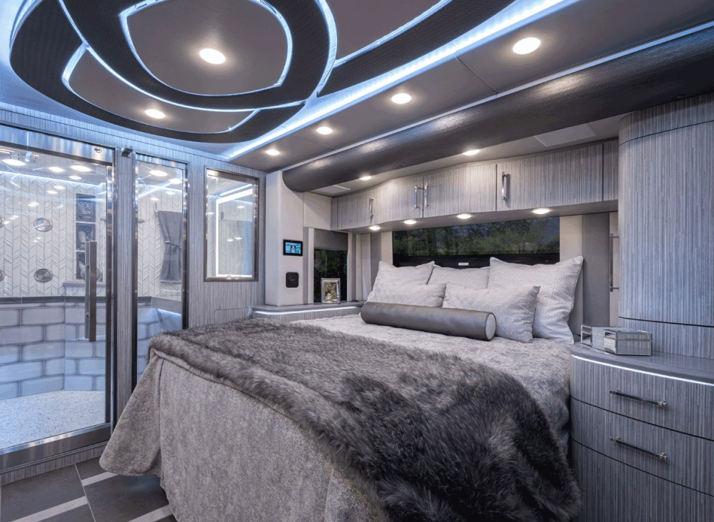 Phòng ngủ chính của H3-45 Emperor Sauna Suite Phòng ngủ chính của H3-45 Emperor Sauna Suite