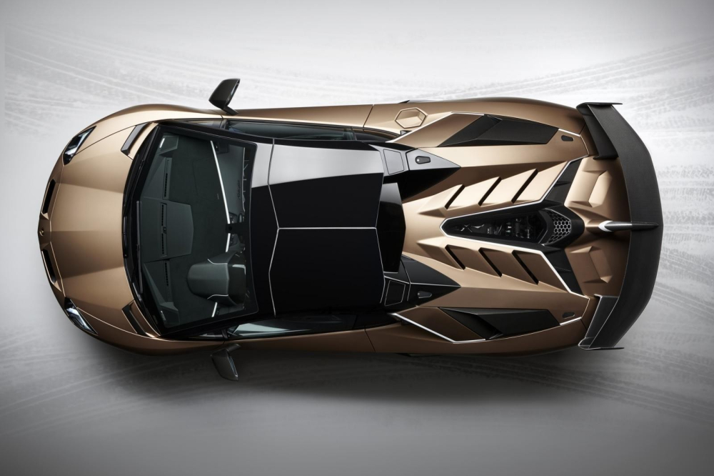 Giá xe Lamborghini Aventador SVJ Roadster mới nhất 2023 - Tinxe