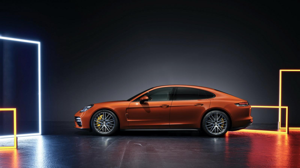 Porsche Panamera 2021 sẽ có mặt tại đại lý vào giữa tháng 10 năm nay Porsche Panamera 2021 sẽ có mặt tại đại lý vào giữa tháng 10 năm nay