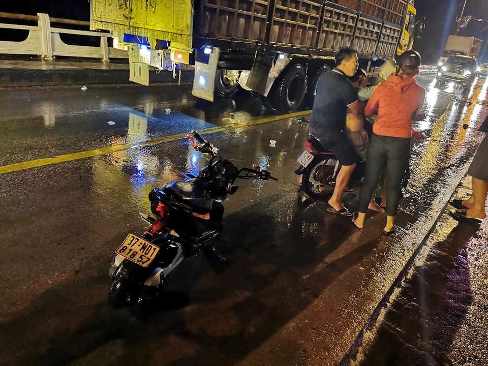 Vụ tai nạn đã khiến em học sinh điều khiển xe máy điện tử vong Vụ tai nạn đã khiến em học sinh điều khiển xe máy điện tử vong
