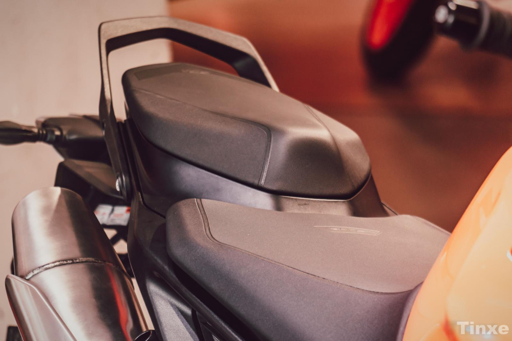 Yên sau của KTM 790 Duke tách rời