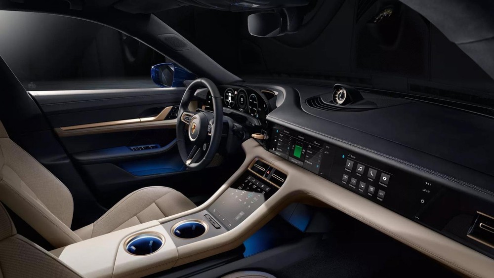 Giá xe Porsche Taycan tại Việt Nam khởi điểm từ 5,72 tỷ đồng Giá xe Porsche Taycan tại Việt Nam khởi điểm từ 5,72 tỷ đồng