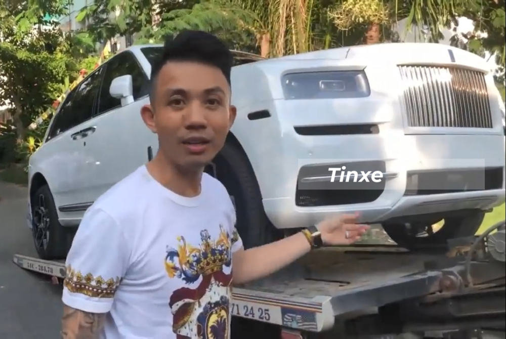 Minh Nhựa tậu RollsRoyce Cullinan hơn 40 TỶ  Nội thất độc nhất Việt Nam   YouTube