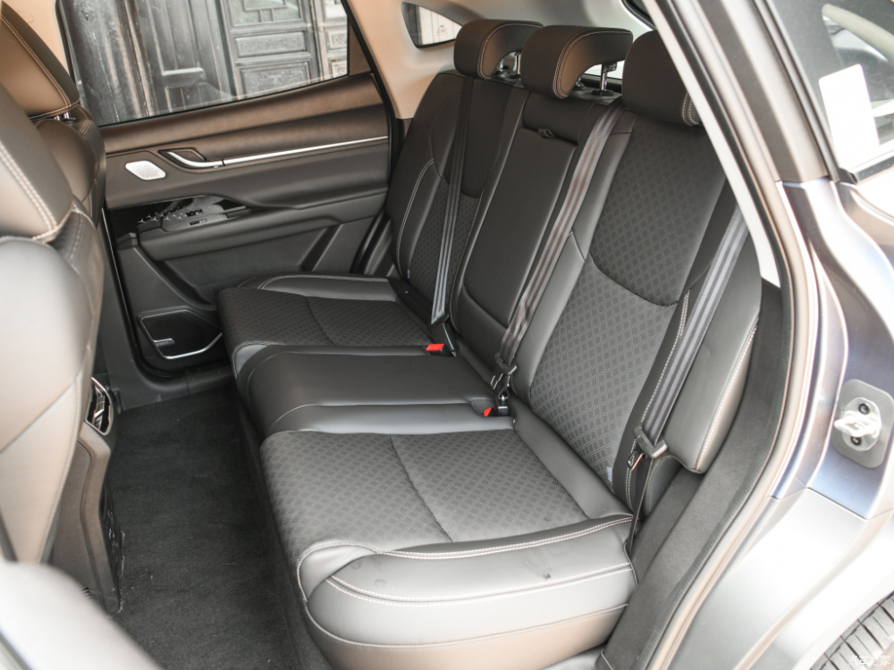 Hàng ghế sau của Chery Ant Hàng ghế sau của Chery Ant