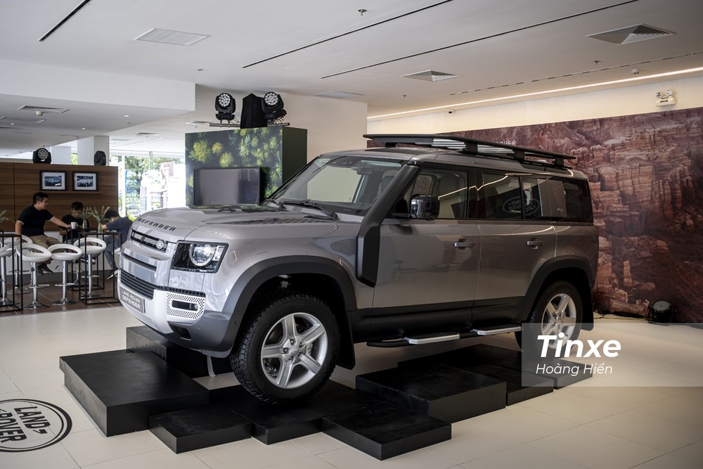 Land Rover Defender 2020 ra mắt Việt Nam Land Rover Defender 2020 ra mắt Việt Nam