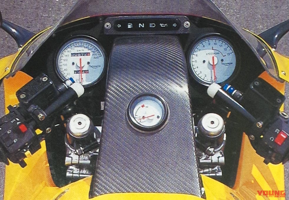 Đồng hồ trên xe Saxon ST900 Đồng hồ trên xe Saxon ST900