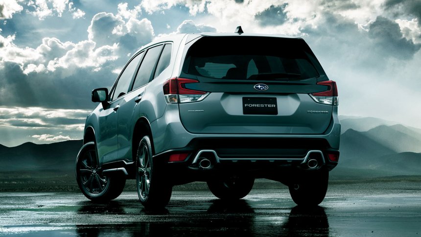 Subaru Forester Sport 2021 có 2 ống xả thay vì 1 như bản thường
