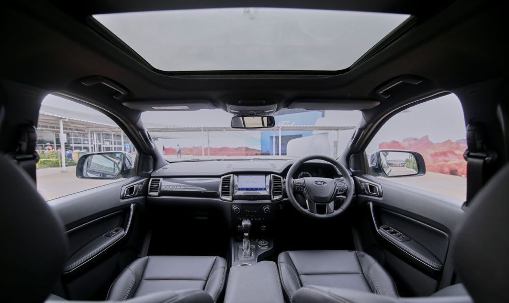 Ford Everest 2021 tại Thái Lan có cửa sổ trời toàn cảnh Panorama Ford Everest 2021 tại Thái Lan có cửa sổ trời toàn cảnh Panorama