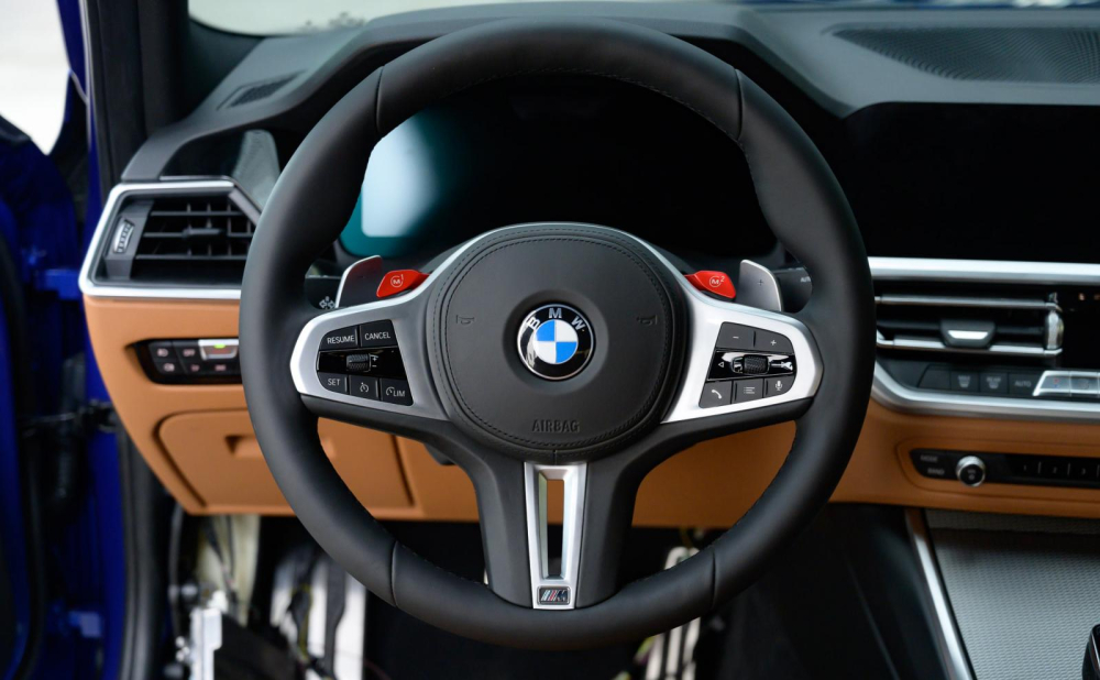 Độ lẫy chuyển số trên vô lăng cho xe BMW thêm phần nổi bật, dễ nhìn. Độ lẫy chuyển số trên vô lăng cho xe BMW thêm phần nổi bật, dễ nhìn.