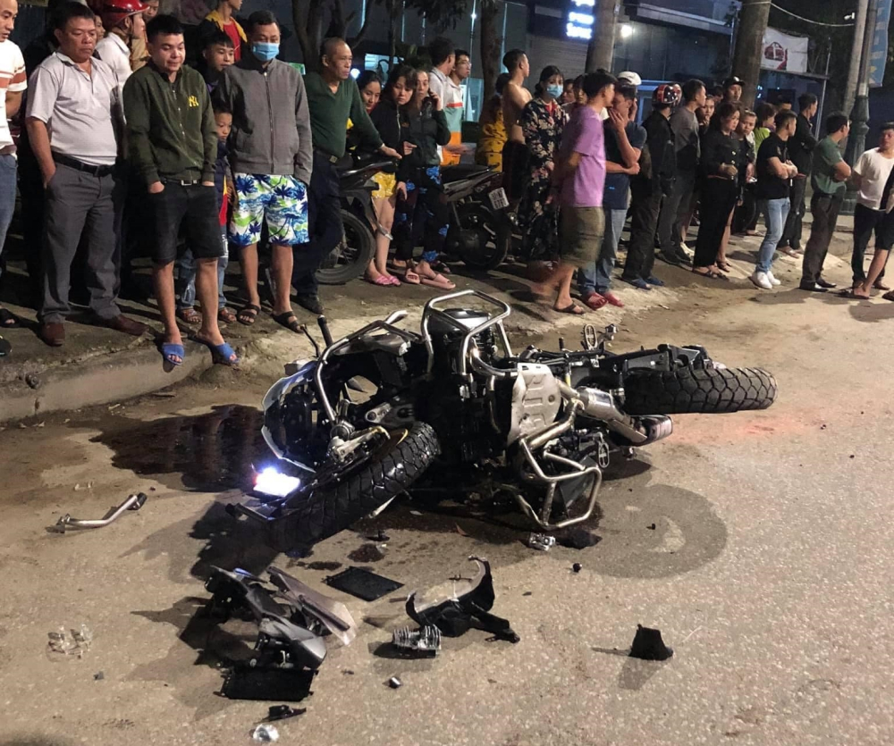 Xe biến dạng nặng nề và được người dân cho biết mới về với chủ nhân được hơn 1 tháng