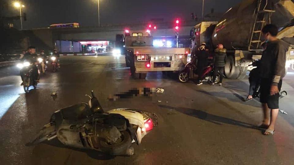 Vụ tai nạn khiến giao thông qua đây gặp khó khăn Vụ tai nạn khiến giao thông qua đây gặp khó khăn