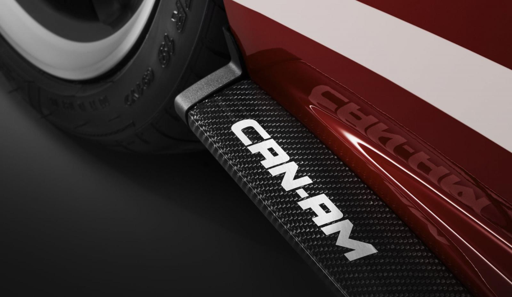 Logo Can-Am trên siêu xe McLaren 650S Spider giới hạn Logo Can-Am trên siêu xe McLaren 650S Spider giới hạn
