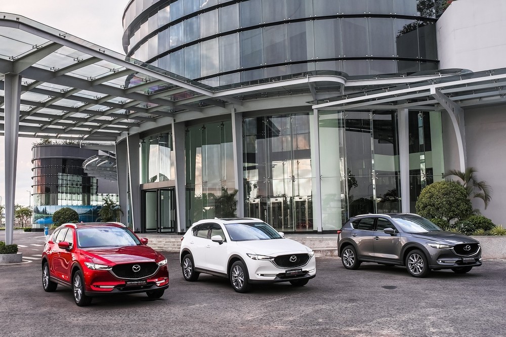 Mẫu xe ăn khách Mazda CX-5 mới đây đã bị một số người dùng phản ánh hiện tượng chảy dầu ở giảm xóc sau. Mẫu xe ăn khách Mazda CX-5 mới đây đã bị một số người dùng phản ánh hiện tượng chảy dầu ở giảm xóc sau.