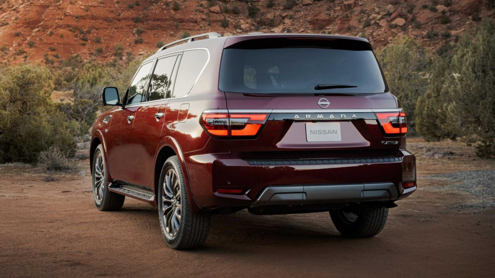Nissan Armada 2021 nhìn từ phía sau Nissan Armada 2021 nhìn từ phía sau