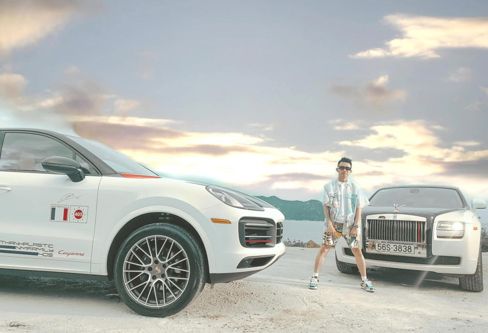 Minh Minh Nhựa mang Rolls-Royce Ghost Series I và Porsche Cayenne Coupe ra Nha Trang chụp ảnh cũng như quay phim vừa qua