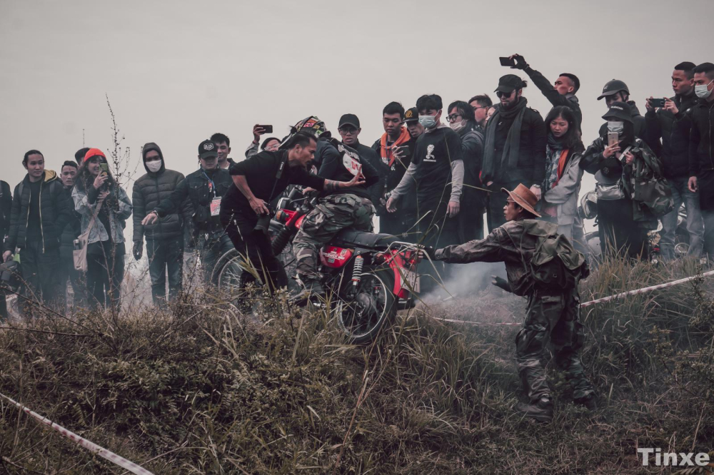 Vòng chung kết được áp dụng luật không trợ giúp Vòng chung kết được áp dụng luật không trợ giúp