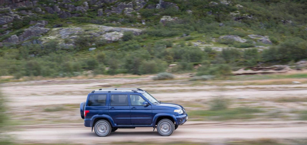 UAZ Patriot 4×4 là SUV đúng nghĩa với cấu trúc sát-xi rời UAZ Patriot 4×4 là SUV đúng nghĩa với cấu trúc sát-xi rời