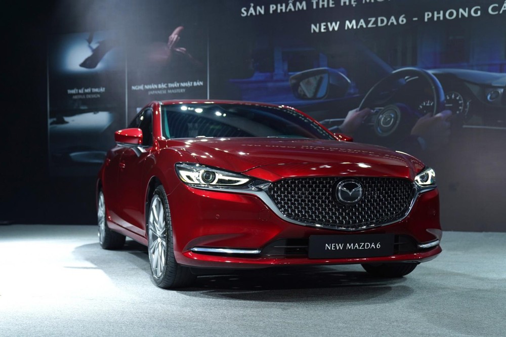 Thiết kế đầu xe của Mazda6 Thiết kế đầu xe của Mazda6