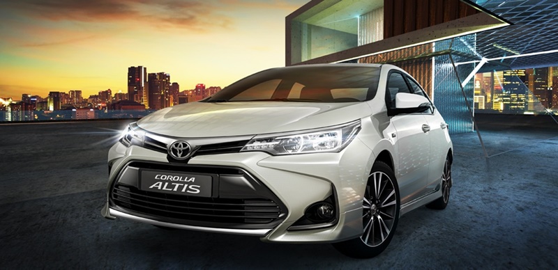 Trong bảng giá xe Toyota mới nhất, mẫu xe Altis 2021 có giá khởi điểm từ 733 triệu Đồng Trong bảng giá xe Toyota mới nhất, mẫu xe Altis 2021 có giá khởi điểm từ 733 triệu Đồng