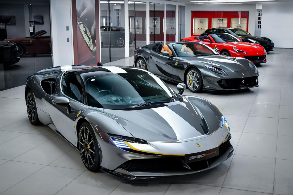 Ferrari SF90 Stradale đọ dáng cùng dàn ngựa chiến có mặt trong Ferrari Hong Kong Ferrari SF90 Stradale đọ dáng cùng dàn ngựa chiến có mặt trong Ferrari Hong Kong