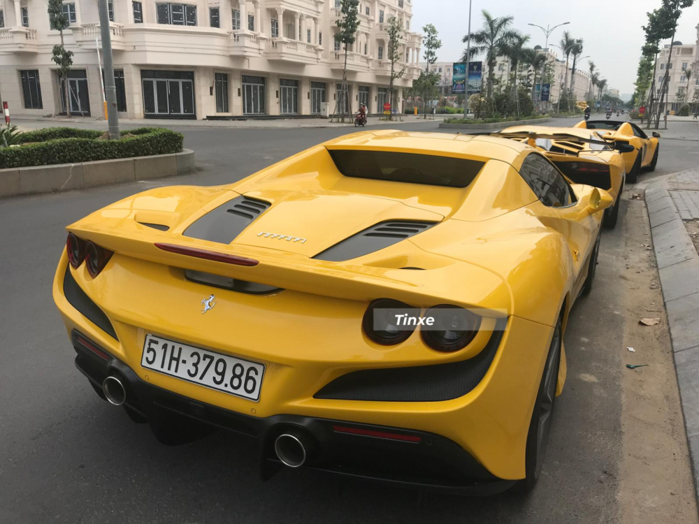 Siêu xe mui trần Ferrari F8 Spider sở hữu kiểu mui xếp cứng Siêu xe mui trần Ferrari F8 Spider sở hữu kiểu mui xếp cứng