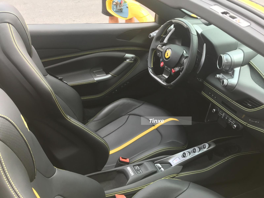 Ferrari F8 Spider có thời giang tăng tốc 0-100 km/h chỉ 2,9 giây Ferrari F8 Spider có thời giang tăng tốc 0-100 km/h chỉ 2,9 giây