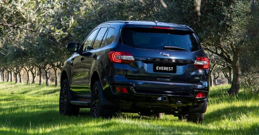 Việc bổ sung phiên bản tầm trung sẽ giúp Ford Everest thúc đẩy sức tiêu thụ, tăng khả năng cạnh tranh cùng đối thủ Toyota Fortuner. Việc bổ sung phiên bản tầm trung sẽ giúp Ford Everest thúc đẩy sức tiêu thụ, tăng khả năng cạnh tranh cùng đối thủ Toyota Fortuner.