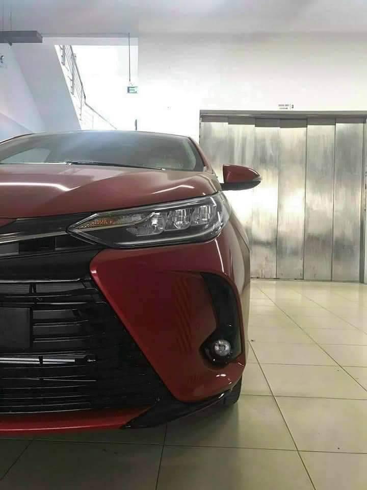 Chiếc Toyota Vios 2021 trong hình ảnh thuộc phiên bản G cao cấp, dưới bản GR-S. Chiếc Toyota Vios 2021 trong hình ảnh thuộc phiên bản G cao cấp, dưới bản GR-S.