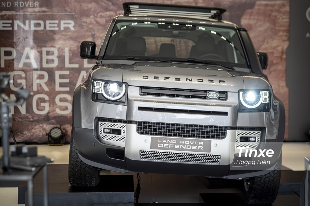 Giá xe Land Rover Defender Giá xe Land Rover Defender