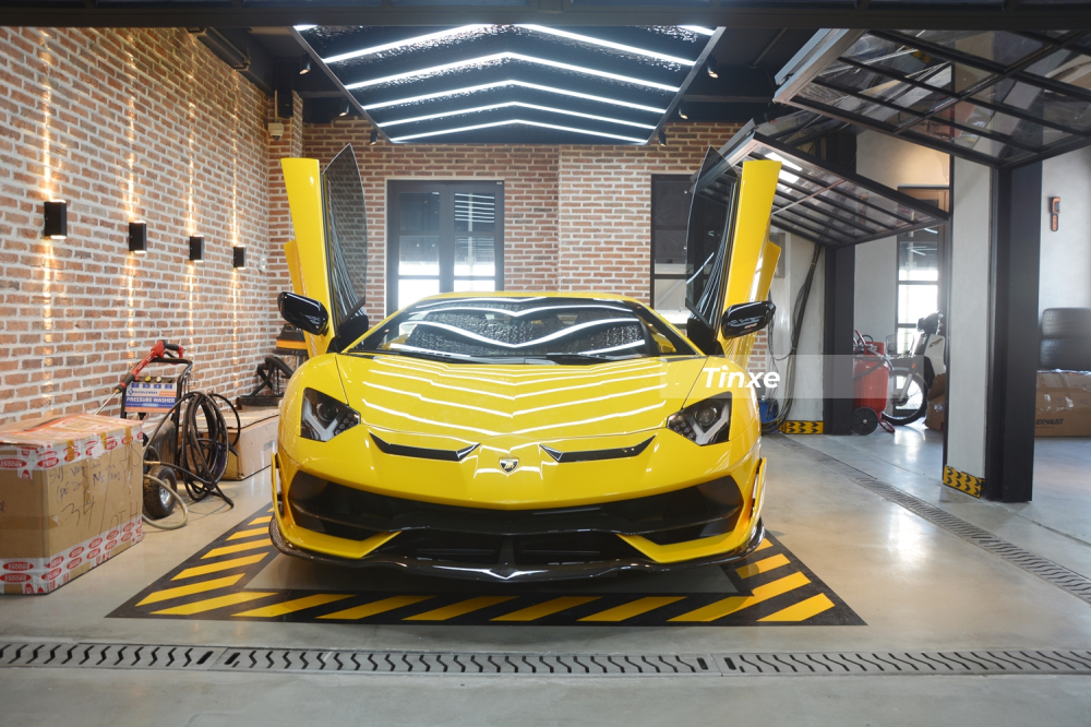 Lamborghini Aventador SVJ phiên bản giới hạn nằm trong garage của nữ doanh nhân Gò Vấp Lamborghini Aventador SVJ phiên bản giới hạn nằm trong garage của nữ doanh nhân Gò Vấp