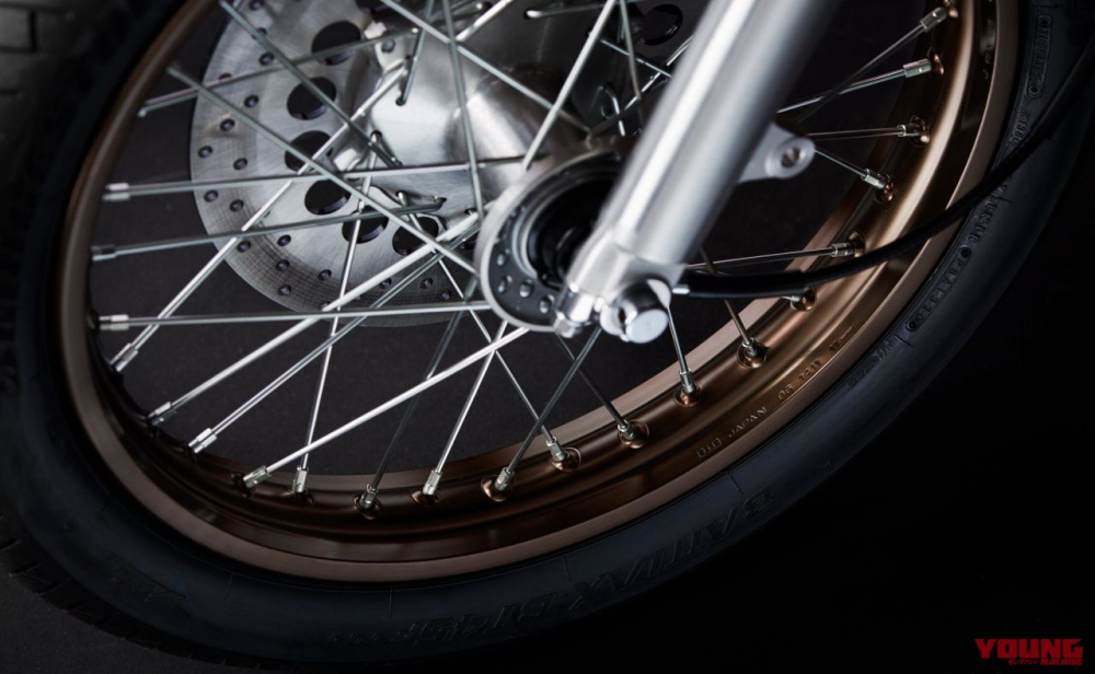 Vành xe màu nâu đồng tuyệt đẹp trên Yamaha SR400 Vành xe màu nâu đồng tuyệt đẹp trên Yamaha SR400