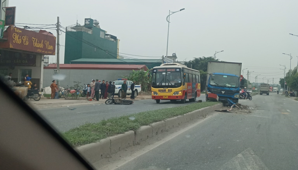 Hiện trường vụ tai nạn Hiện trường vụ tai nạn
