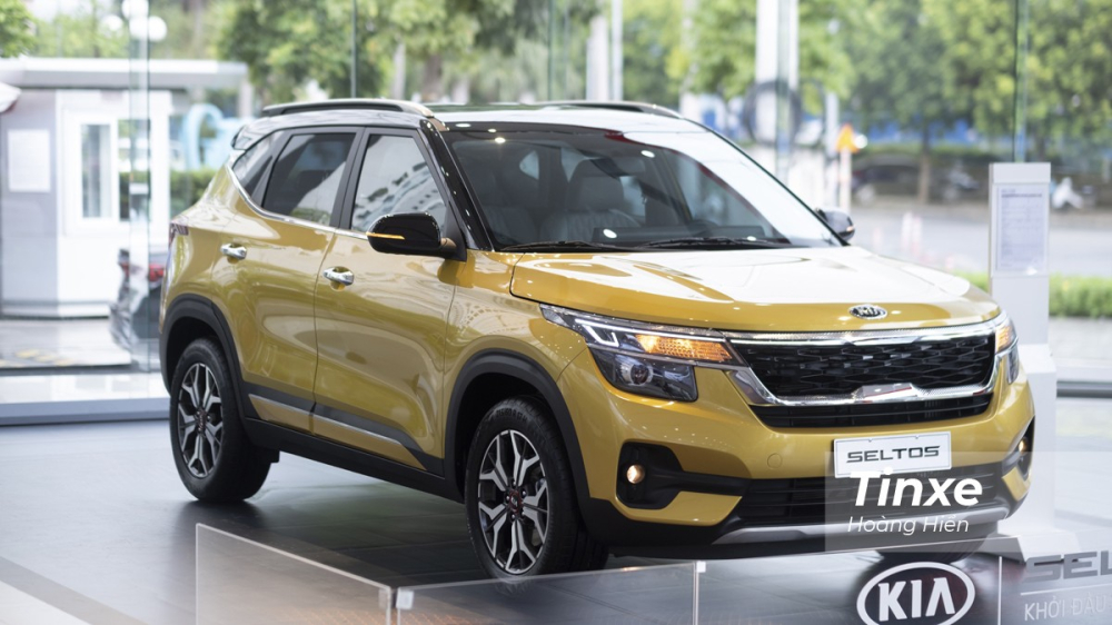 Kia Seltos sở hữu kích thước tổng thể lớn hơn VinFast VF e34 một chút, cụ thể là 4.315 x 1.800 x 1.645 mm (D x R x C). Kia Seltos sở hữu kích thước tổng thể lớn hơn VinFast VF e34 một chút, cụ thể là 4.315 x 1.800 x 1.645 mm (D x R x C).