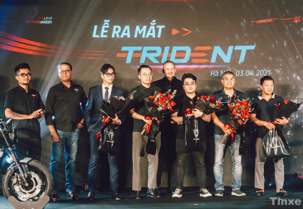 Những biker đầu tiên đặt cọc Triumph Trident 660 2021 tại Hà Nội