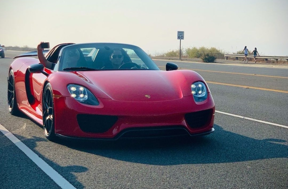 Porsche 918 Spyde màu đỏ Porsche 918 Spyde màu đỏ
