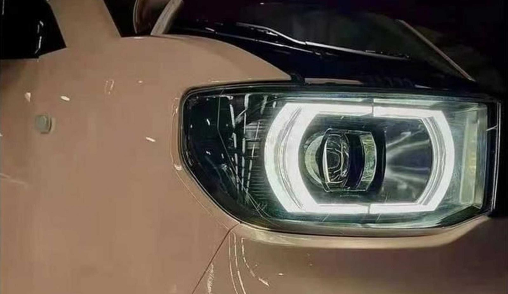 Đèn LED của FreZe Nikrob EV Đèn LED của FreZe Nikrob EV