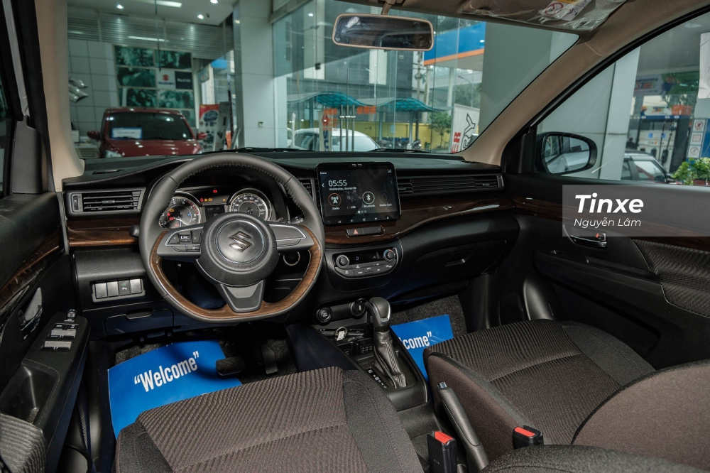 Nội thất của Suzuki Ertiga. Nội thất của Suzuki Ertiga.
