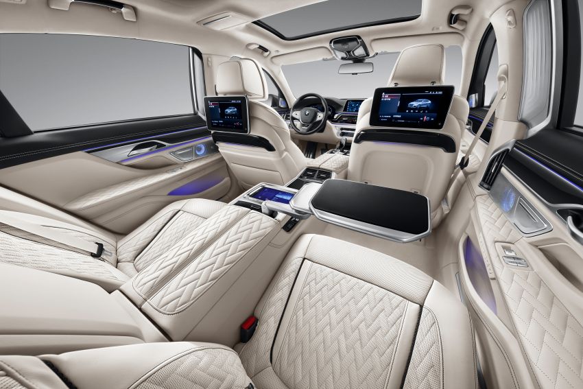 Nội thất sang trọng bên trong BMW 7 Series Two-Tone Nội thất sang trọng bên trong BMW 7 Series Two-Tone