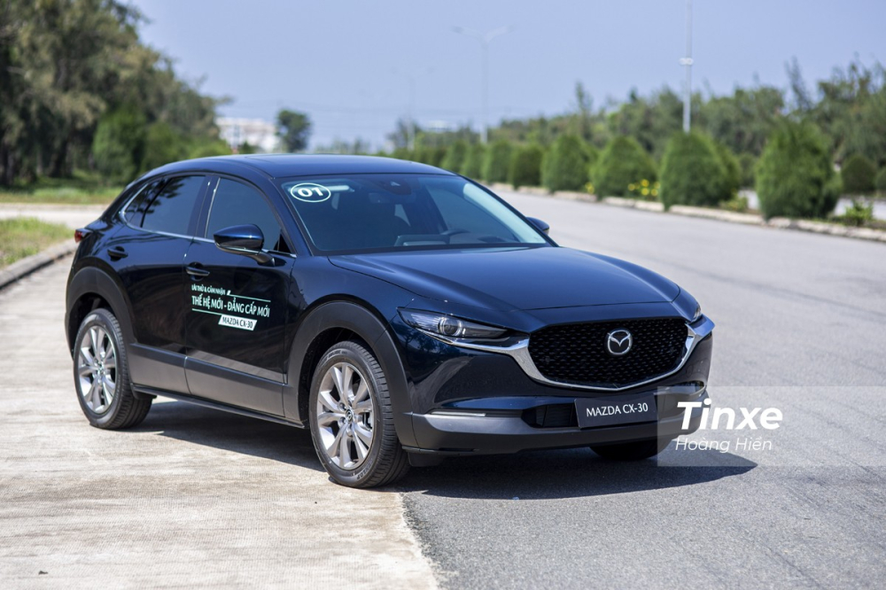 Mazda CX-30 được mệnh danh là “tiểu CX-5”. Mazda CX-30 được mệnh danh là “tiểu CX-5”.
