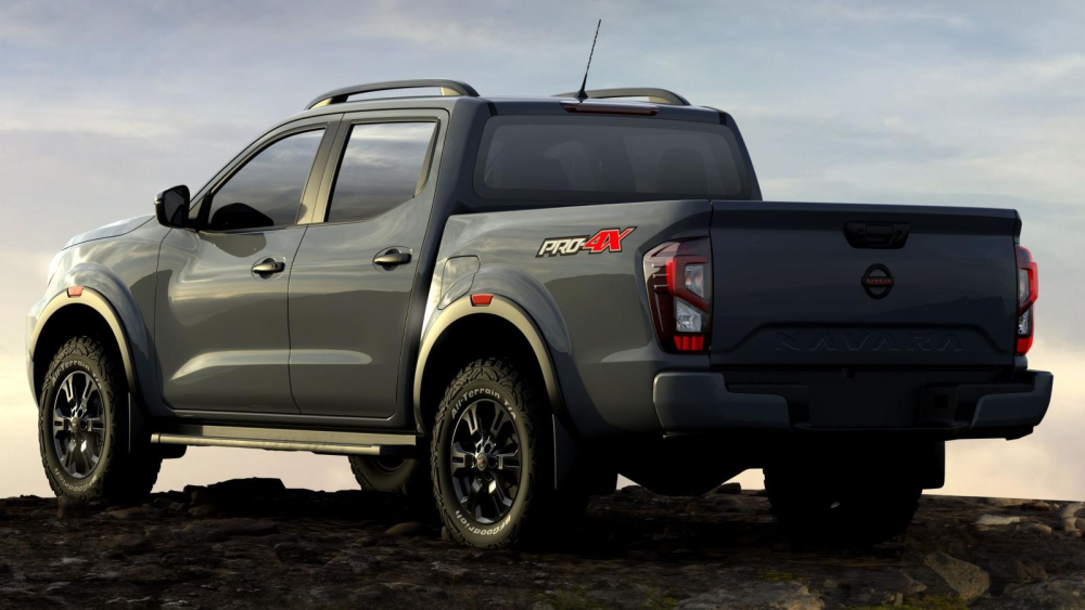 Động cơ của Nissan Navara 2021 không mạnh mẽ bằng Ford Ranger. Động cơ của Nissan Navara 2021 không mạnh mẽ bằng Ford Ranger.