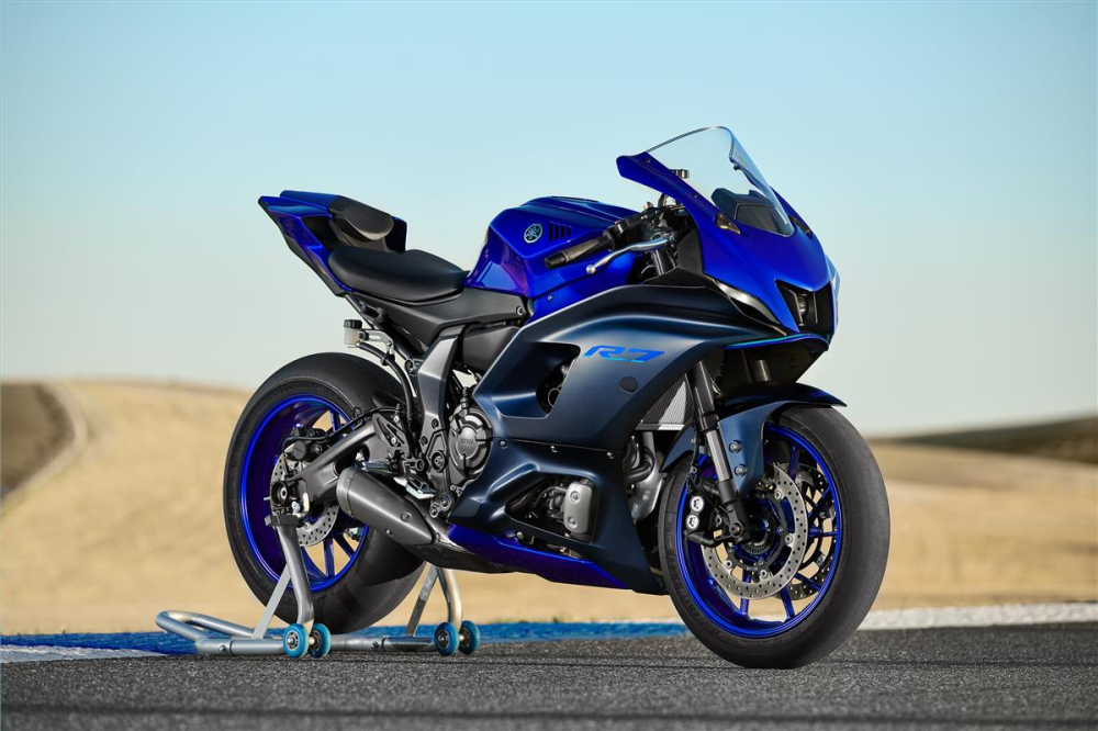 Yamaha R7 2021 chính thức ra mắt tại Châu Âu Yamaha R7 2021 chính thức ra mắt tại Châu Âu
