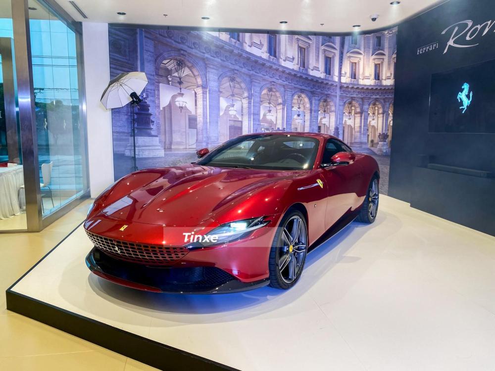 Siêu xe Ferrari Roma có giá bán chính hãng 20,7 tỷ đồng