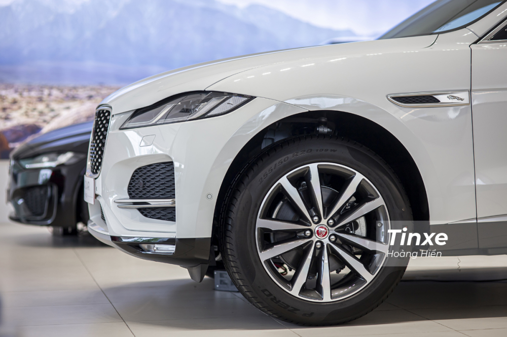 Bộ vành hợp kim đa chấu kích thước tới 20 inch.