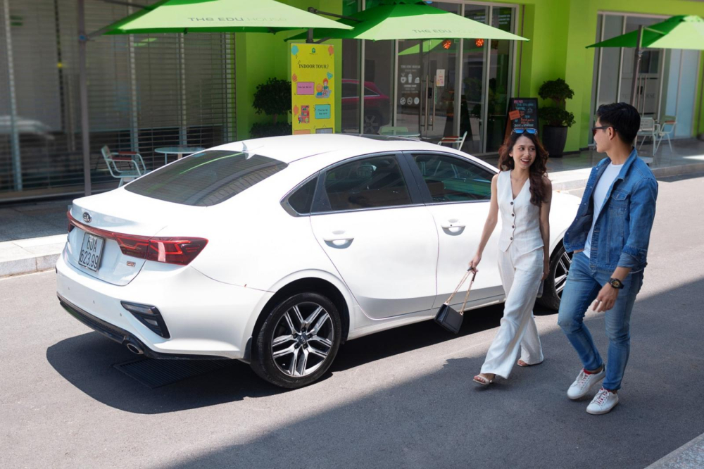 Thiết kế hiện đại, trẻ trung của Kia Cerato vốn luôn được khách hàng Việt đánh giá cao. Thiết kế hiện đại, trẻ trung của Kia Cerato vốn luôn được khách hàng Việt đánh giá cao.