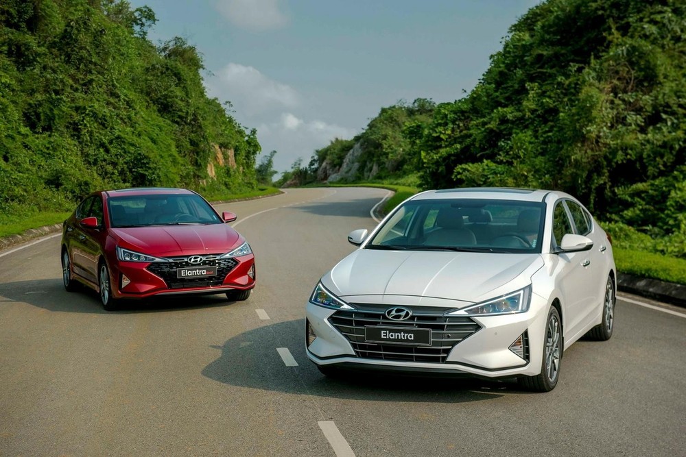 Sức tiêu thụ của Hyundai Elantra khởi sắc trong 5/2021 nhờ ưu đãi giảm giá. Sức tiêu thụ của Hyundai Elantra khởi sắc trong 5/2021 nhờ ưu đãi giảm giá.