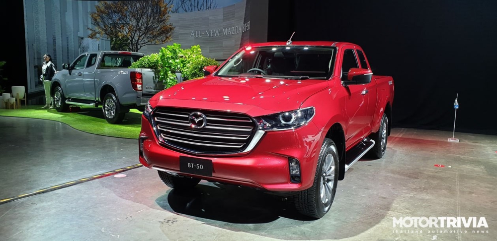 Mazda BT-50 202 được thiết kế dựa trên ngôn ngữ Kodo mới nhất với lưới tản nhiệt gợi nhớ đến Mazda CX-8 đang bán tại Việt Nam. Mazda BT-50 202 được thiết kế dựa trên ngôn ngữ Kodo mới nhất với lưới tản nhiệt gợi nhớ đến Mazda CX-8 đang bán tại Việt Nam.