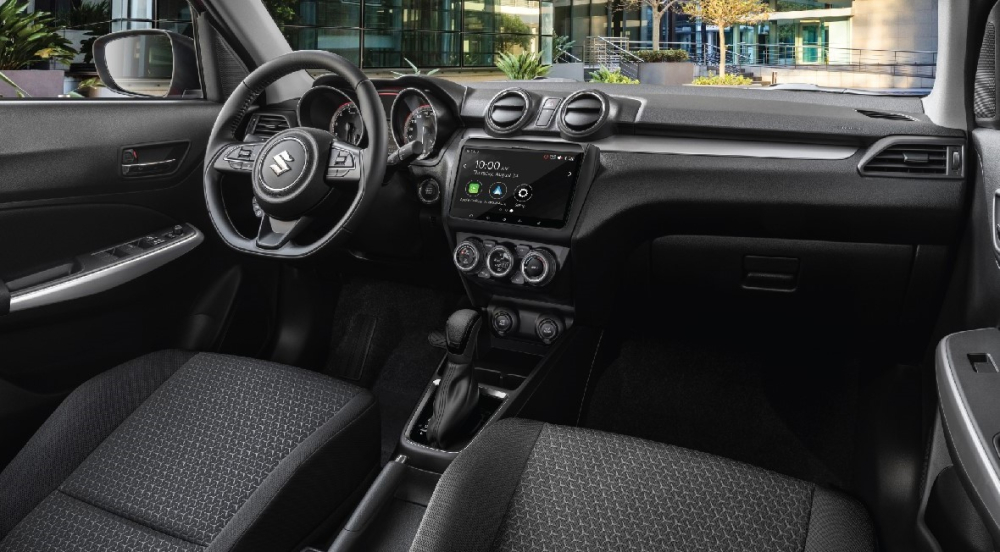 Nội thất của Suzuki Swift 2021 có điểm sáng là màn hình giải trí thuộc hàng lớn nhất phân khúc. Nội thất của Suzuki Swift 2021 có điểm sáng là màn hình giải trí thuộc hàng lớn nhất phân khúc.