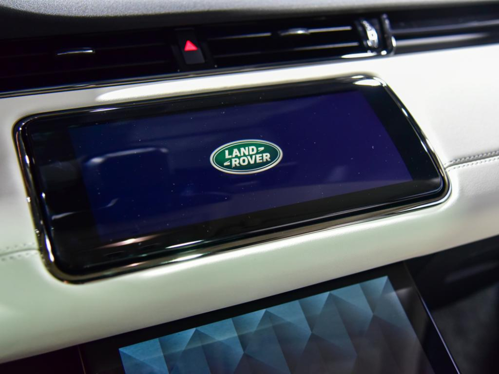 Màn hình thông tin giải trí của Range Rover Evoque L 2021