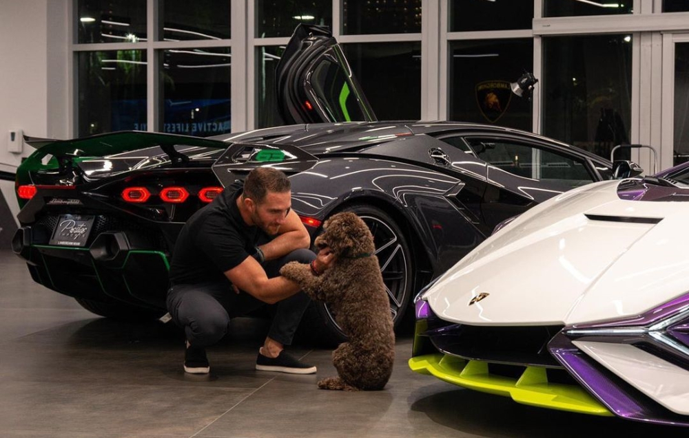 Ông trùm của Lamborghini Miami từng bán đến 3 chiếc xe Sían cho các khách hàng của mình